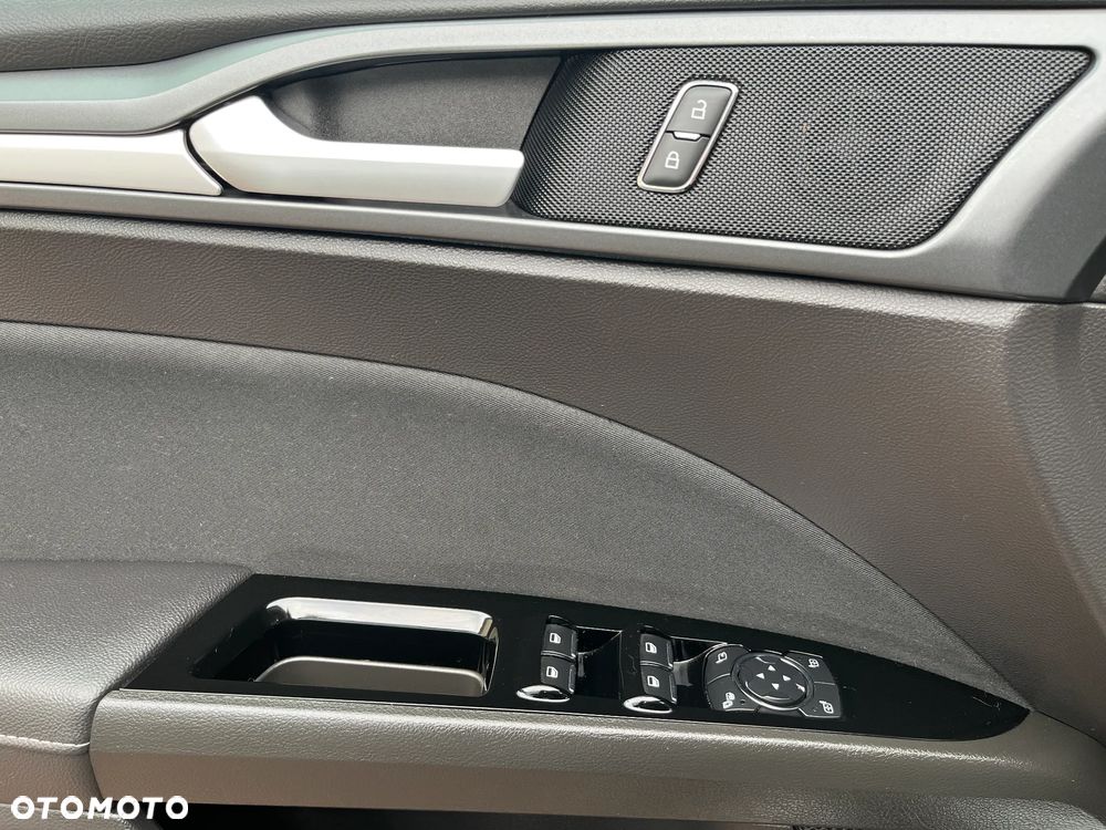 Ford Mondeo 1.5 EcoBoost Trend - 17