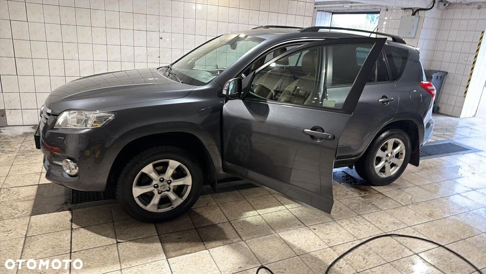 Toyota RAV4 2.0 VVT-i Premium - 15