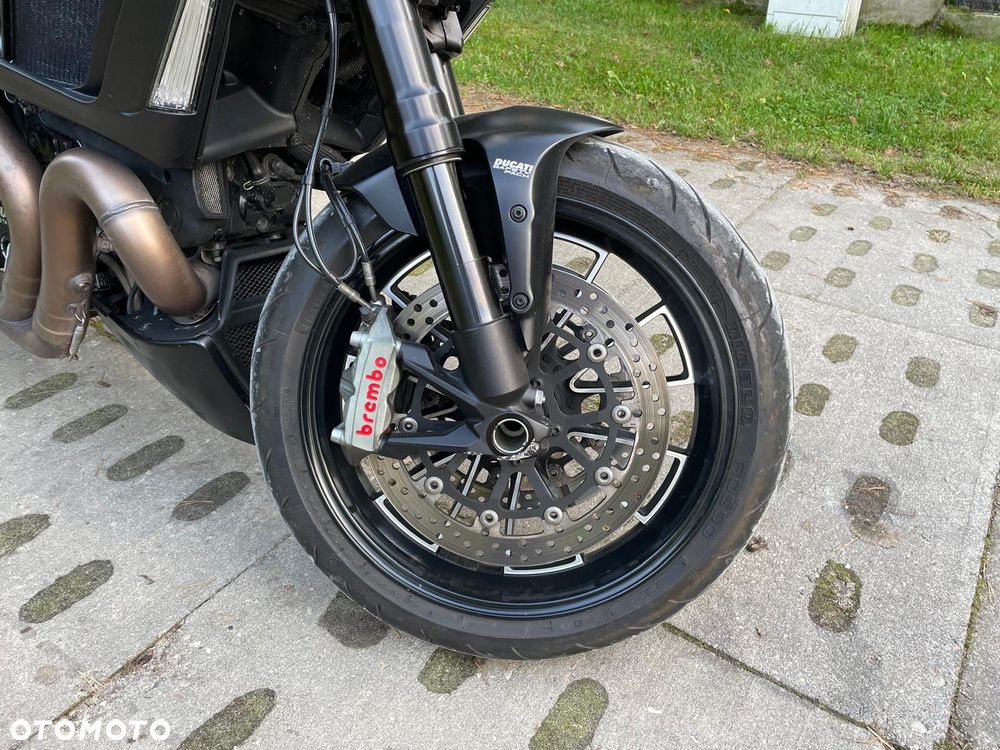 Ducati Diavel - 10