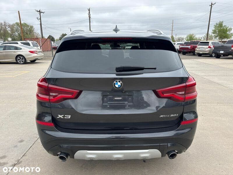 BMW X3 xDrive30i Advantage - 7