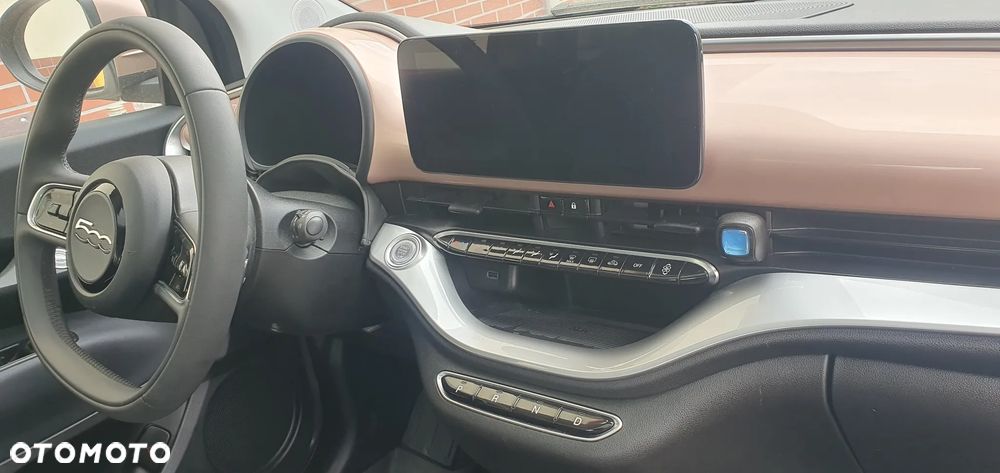 Fiat 500e - 10
