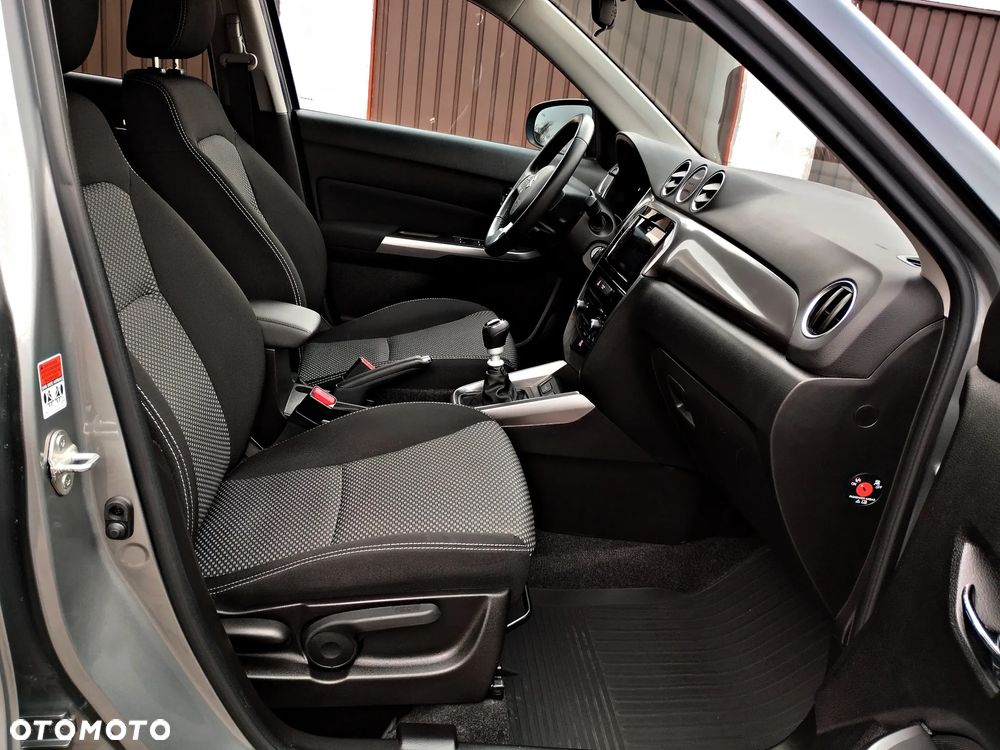 Suzuki Vitara - 26