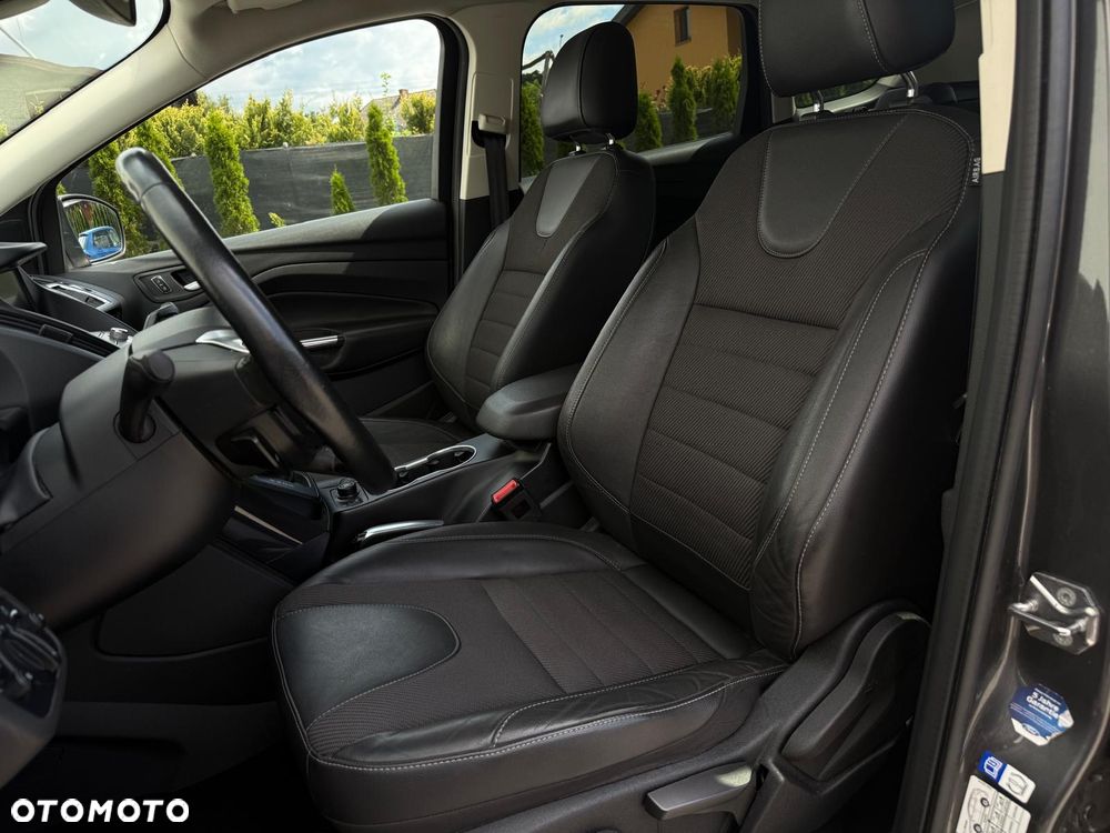 Ford Kuga 2.0 TDCi 4x4 Titanium - 18