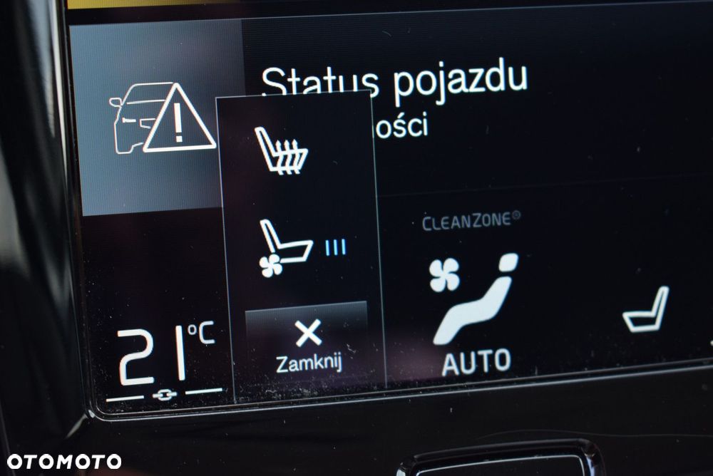 Volvo V90 Cross Country - 19