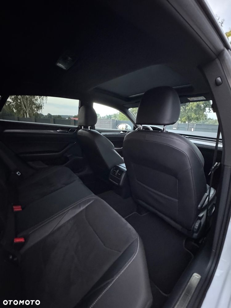 Volkswagen Arteon 2.0 TDI Bi-Turbo SCR 4Mot R-Line DSG - 18