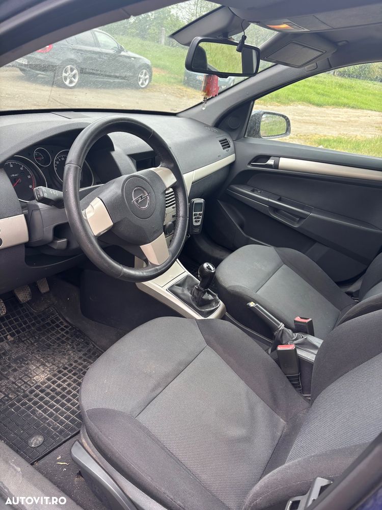 Opel Astra 1.3 CDTI Essentia - 7