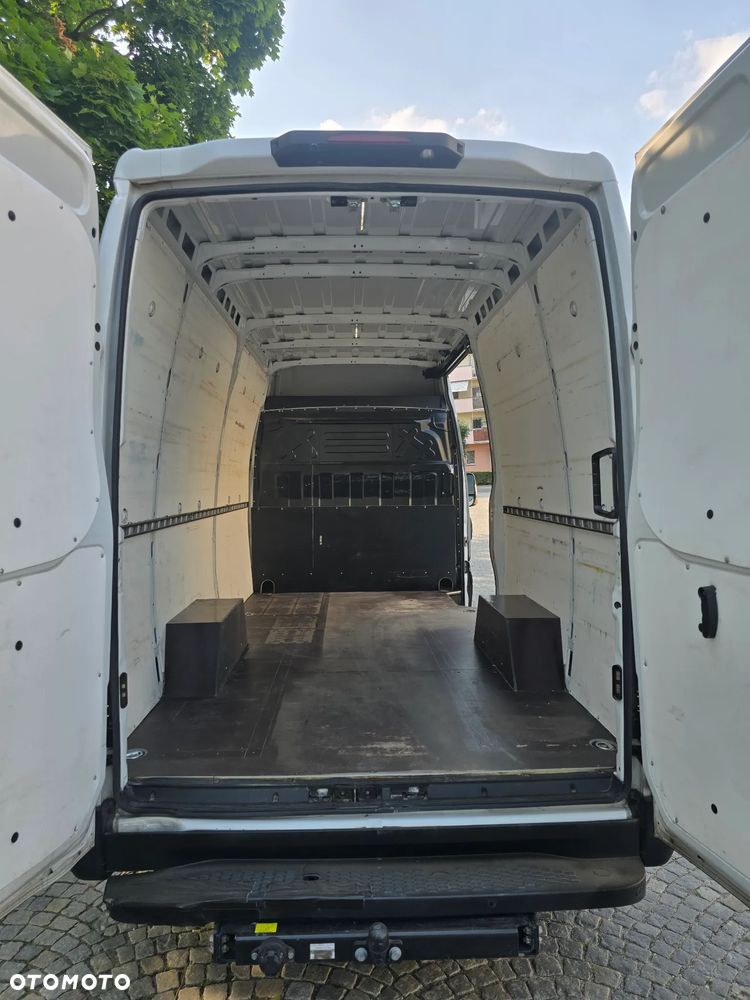 Iveco 35S16 - 10