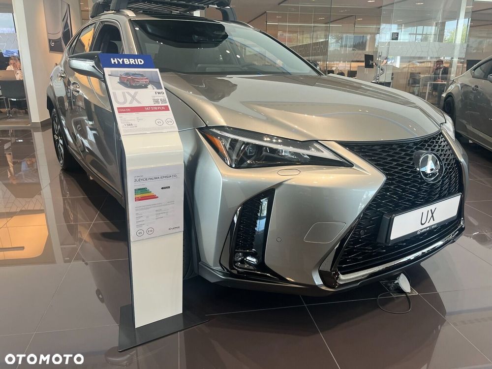 Lexus UX - 2