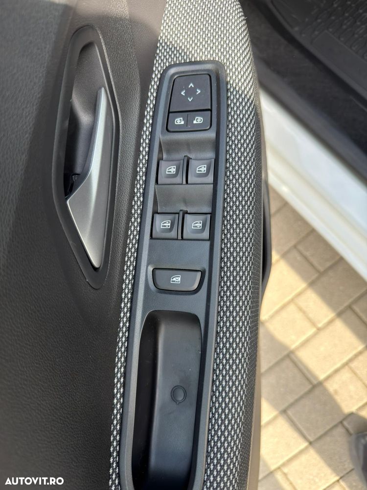 Dacia Logan TCe 90 MT6 Expression - 15