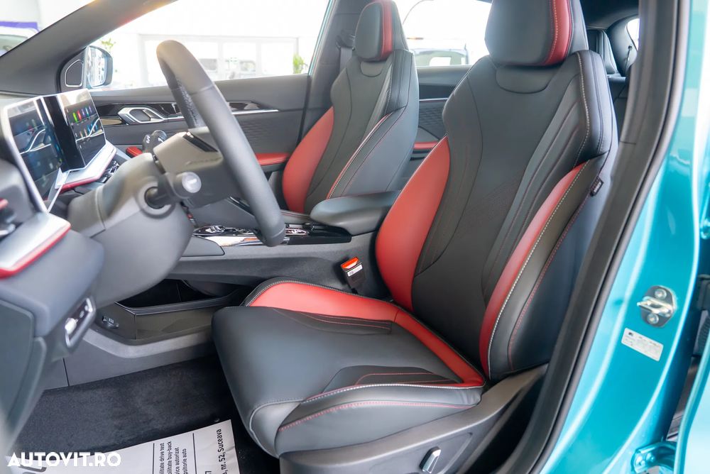 Geely Coolray - 15