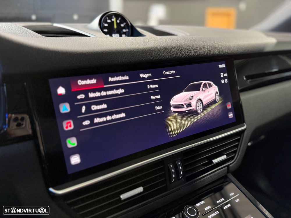 Porsche Cayenne Coupé E-Hybrid - 40