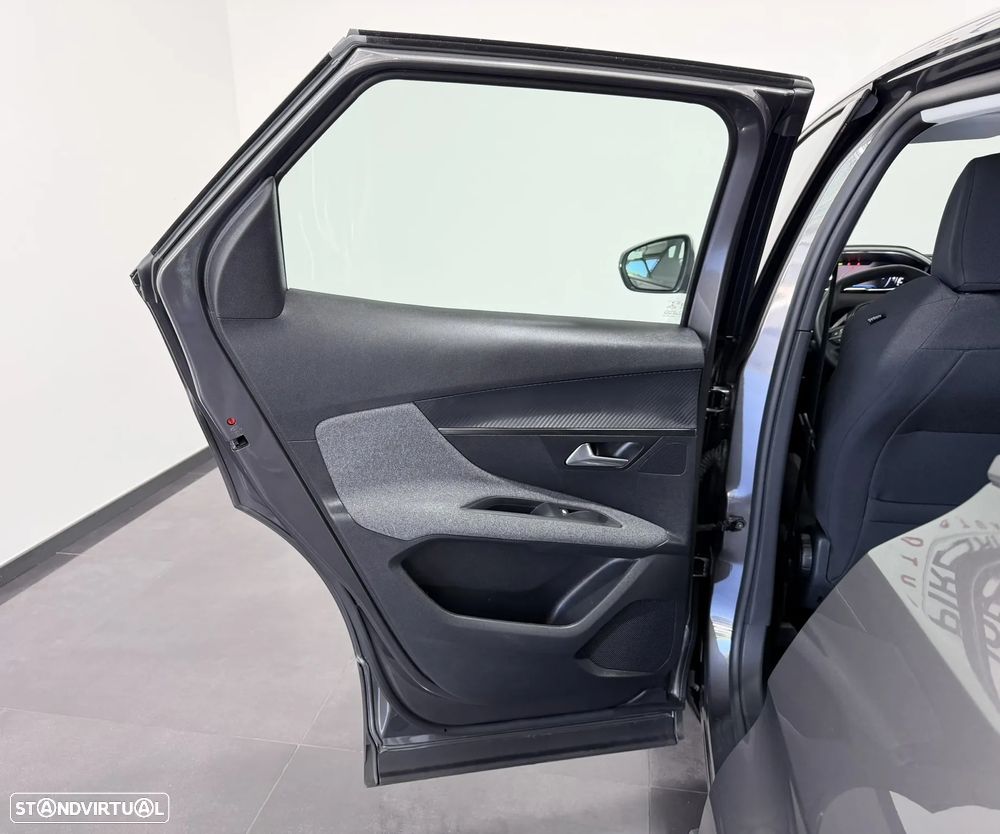 Peugeot 3008 1.5 BlueHDi Active - 41