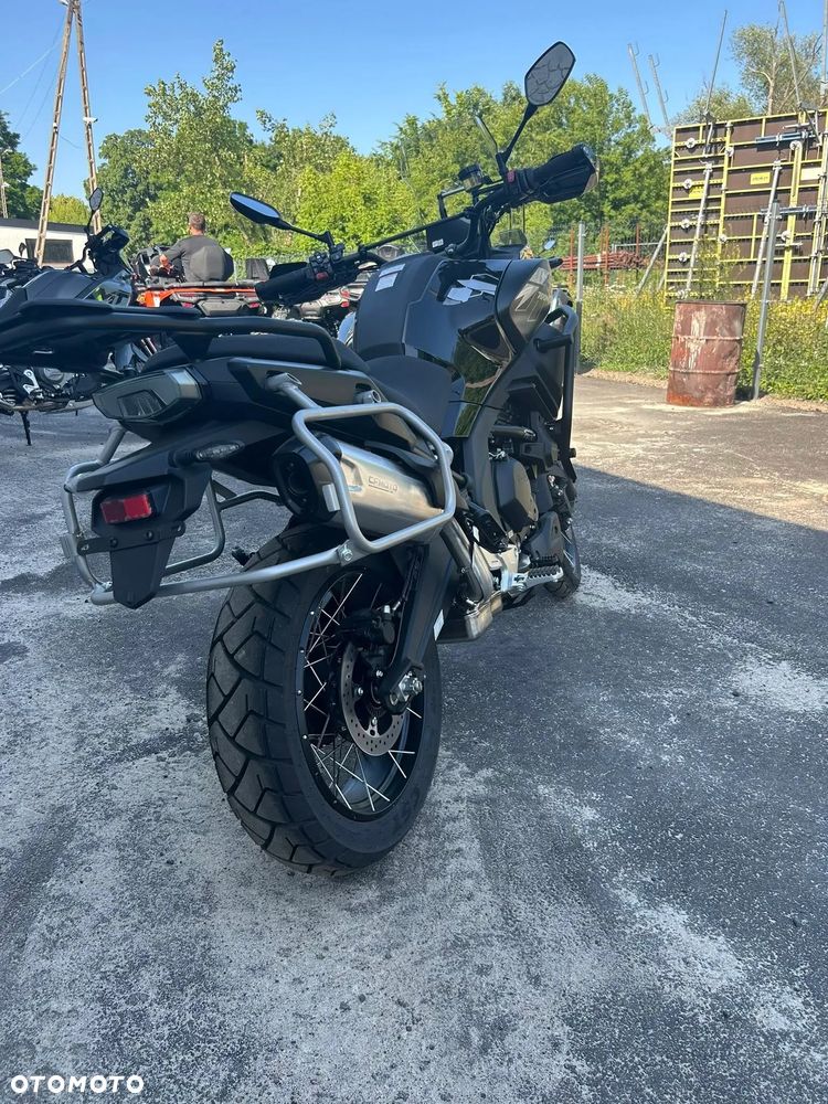 CFMoto 700MT - 2