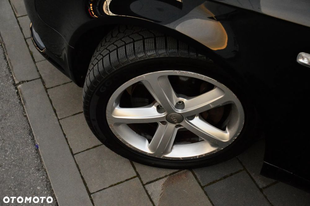 Audi A4 Limousine 2.0 T FSI quattro - 6