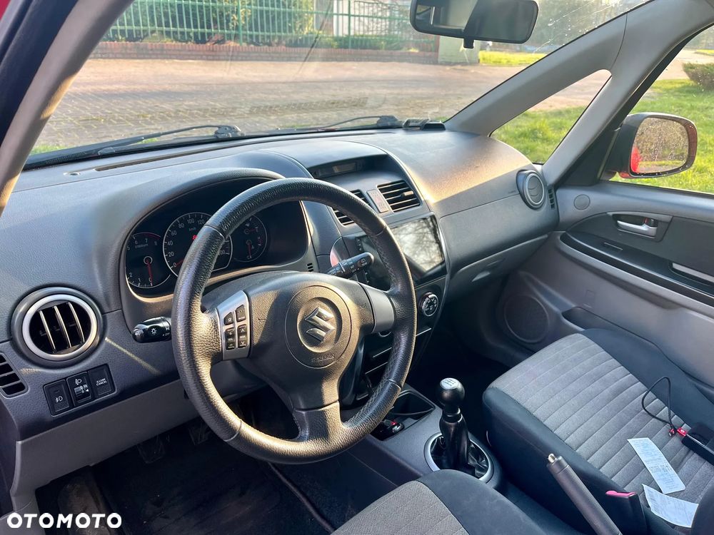 Suzuki SX4 1.6 GS / Premium 4WD - 10