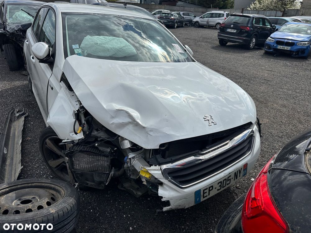 Peugeot 308 ver-bluehdi-130-eat8-stop-start-active - 11