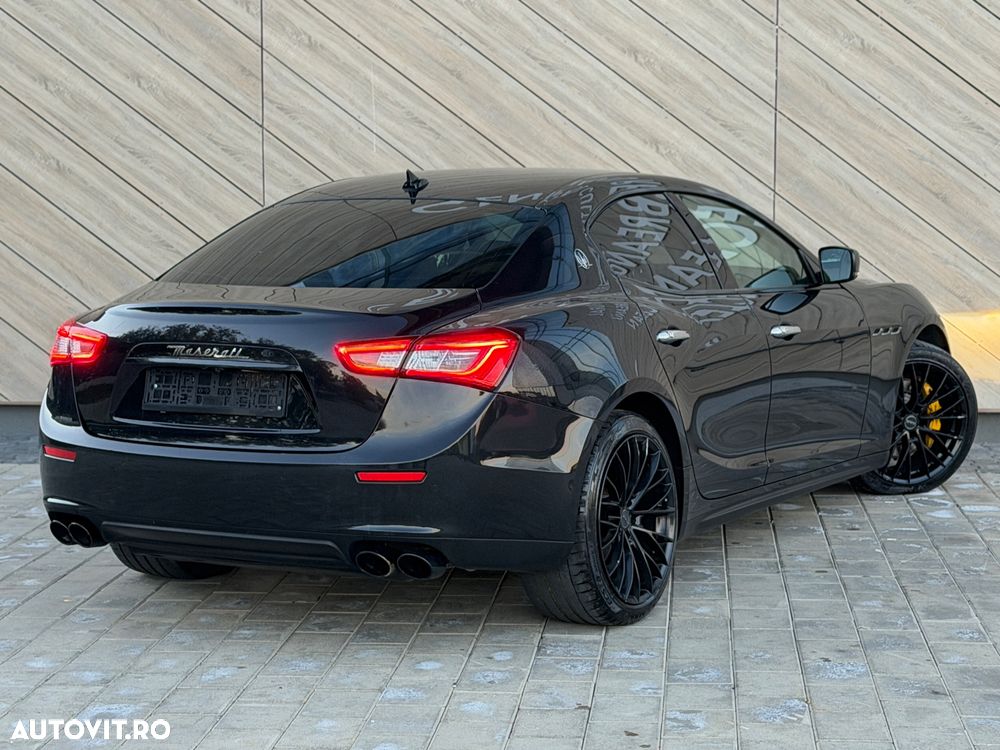 Maserati Ghibli - 4