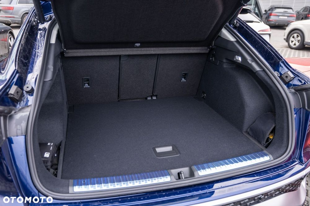 Audi Q3 Sportback - 9