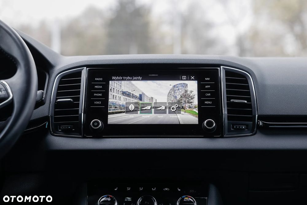 Skoda Karoq 1.5 TSI ACT Style DSG - 19