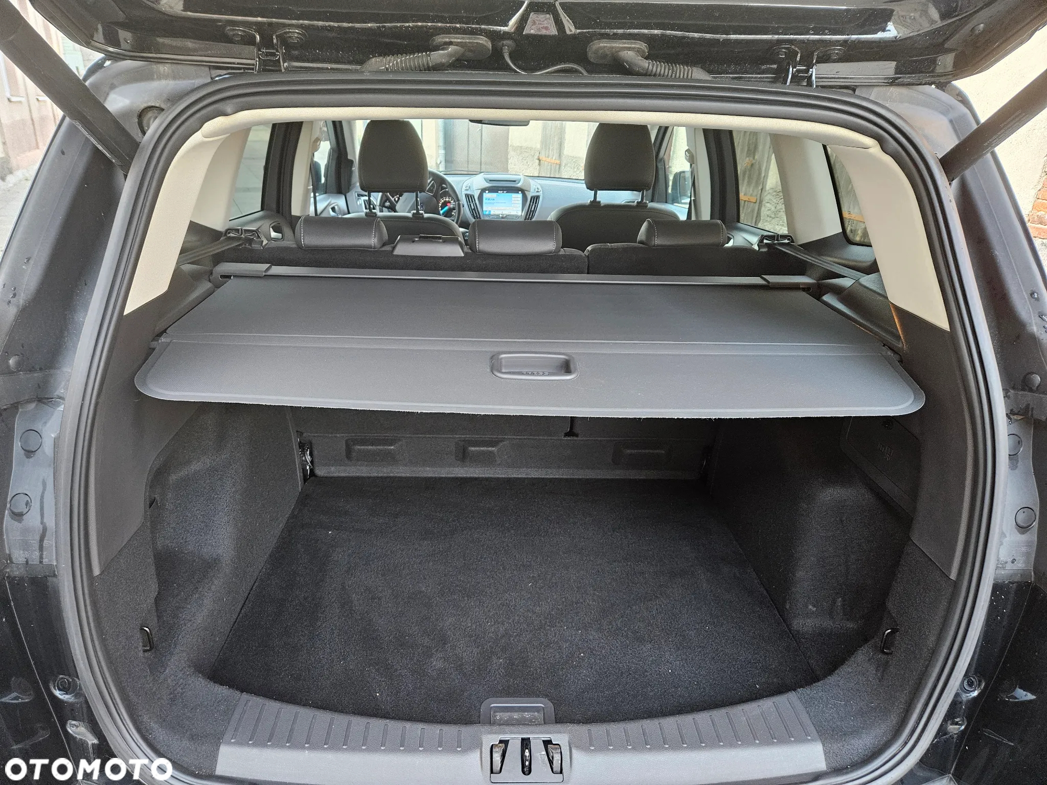 Ford Kuga 1.5 EcoBoost 2x4 Black & Silver - 15