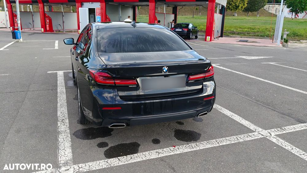 BMW Seria 5 530i AT MHEV - 7