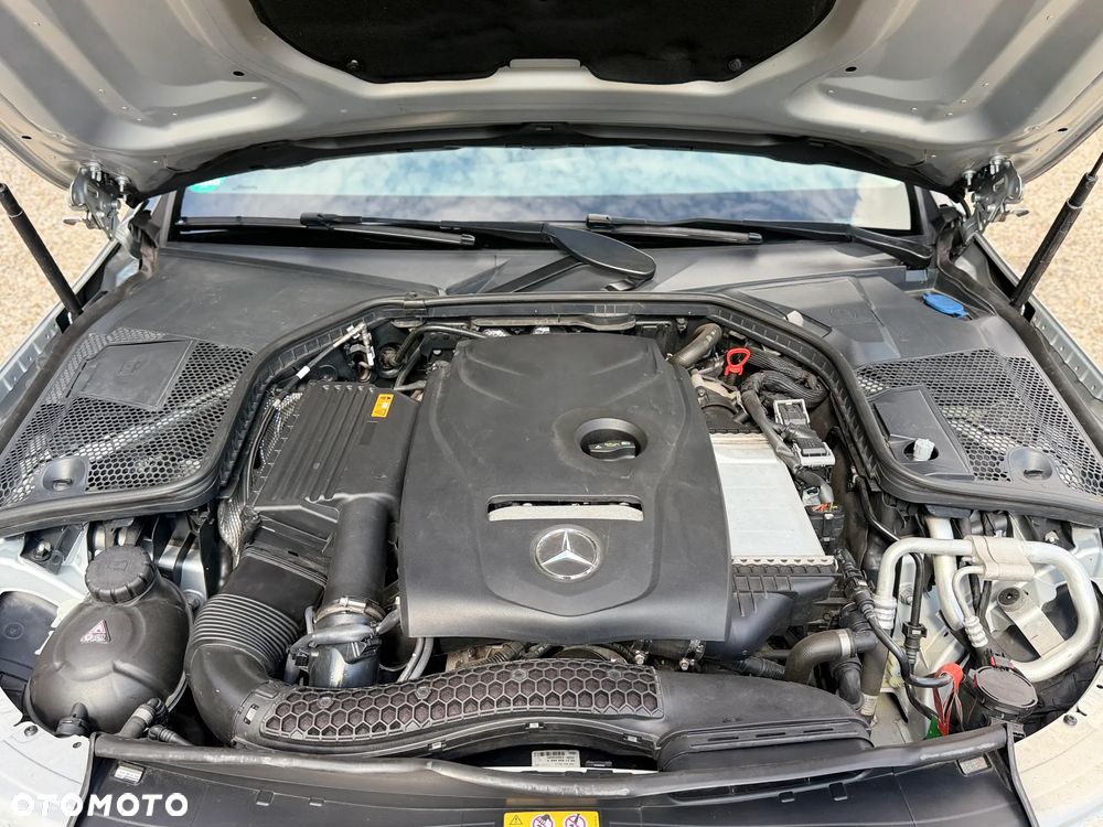Mercedes-Benz Klasa C 180 9G-TRONIC Avantgarde - 17
