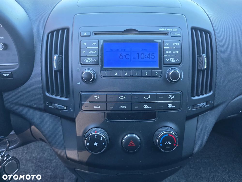 Hyundai i30 1.4 blue Comfort - 13