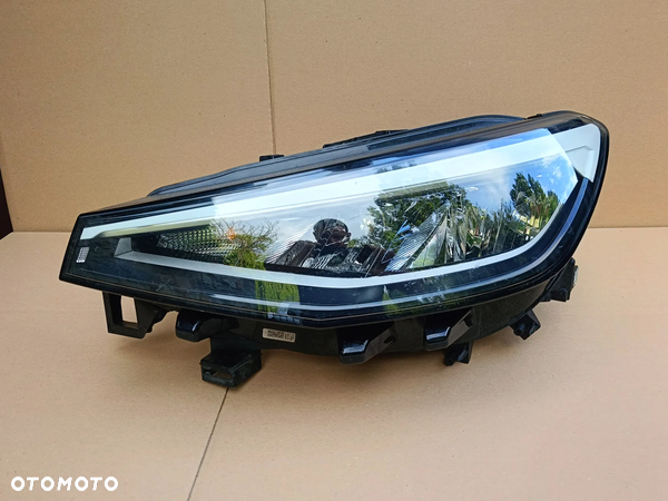 Full Led przedni lewy VW ID.4 ID4 lampa 11B941005