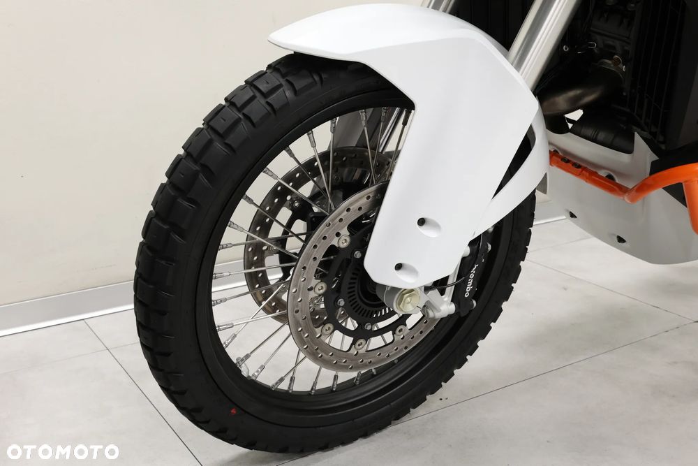 KTM Super Adventure - 36