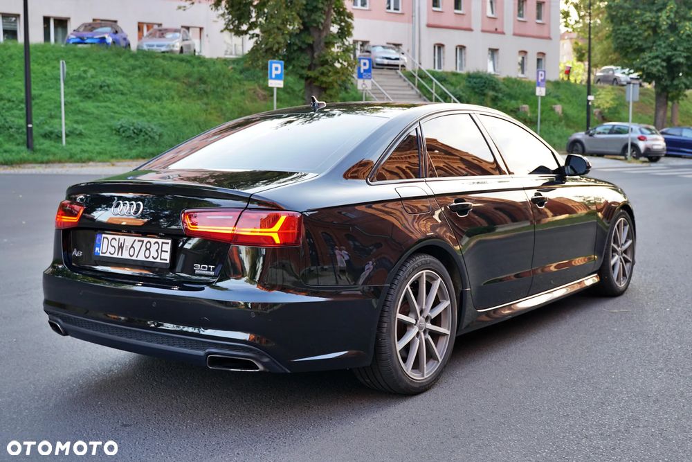 Audi A6 - 6