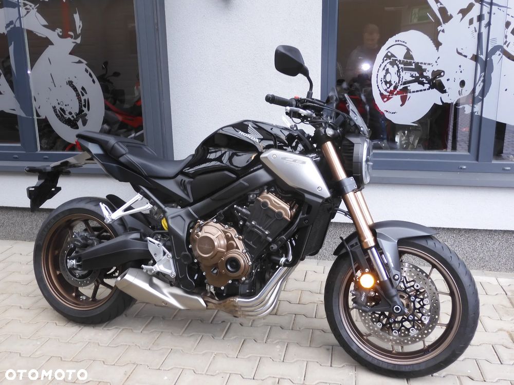 Honda CB - 18