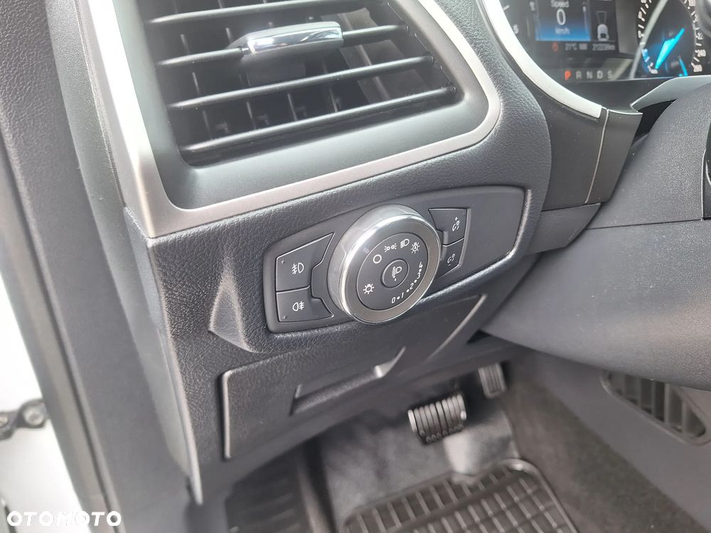 Ford S-Max - 23