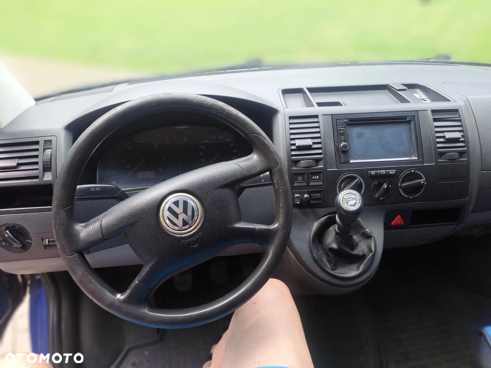 Volkswagen Transporter - 7