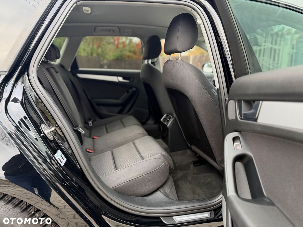 Audi A4 Avant 2.0 TDI DPF S line Sportpaket - 11