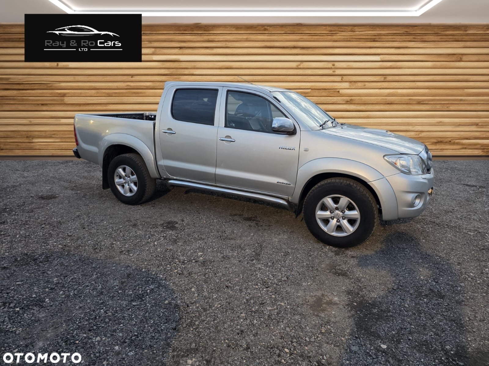 Toyota Hilux 3.0 D-4D Invincible