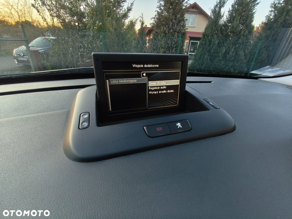 Peugeot 3008 HDi FAP 165 Automatik Allure - 18