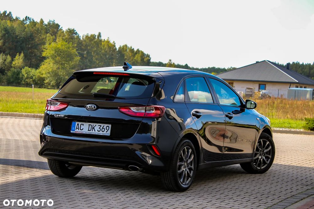 Kia Ceed 1.4 CVVT Dream-Team Edition - 8