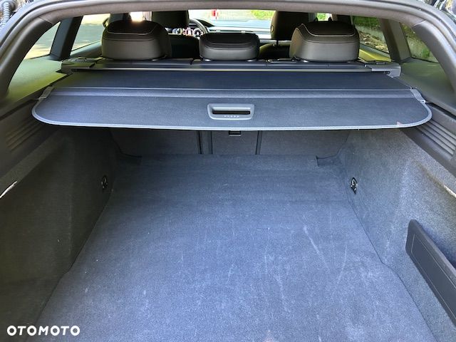 Volkswagen Arteon 2.0 TDI R-Line DSG - 28