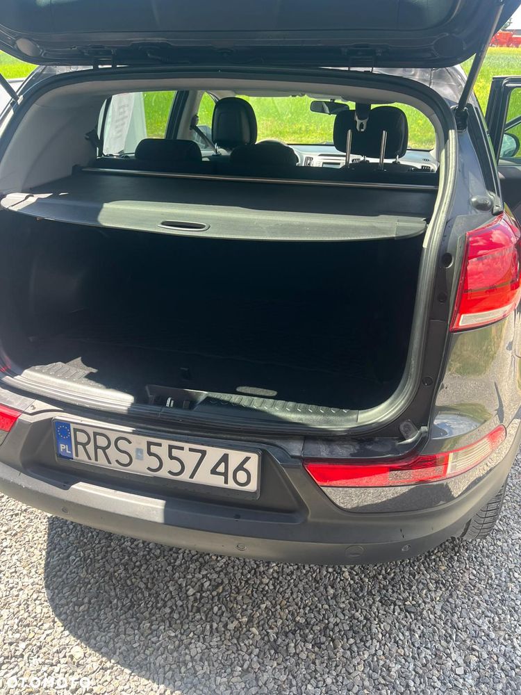 Kia Sportage 1.7 CRDI L 2WD - 10