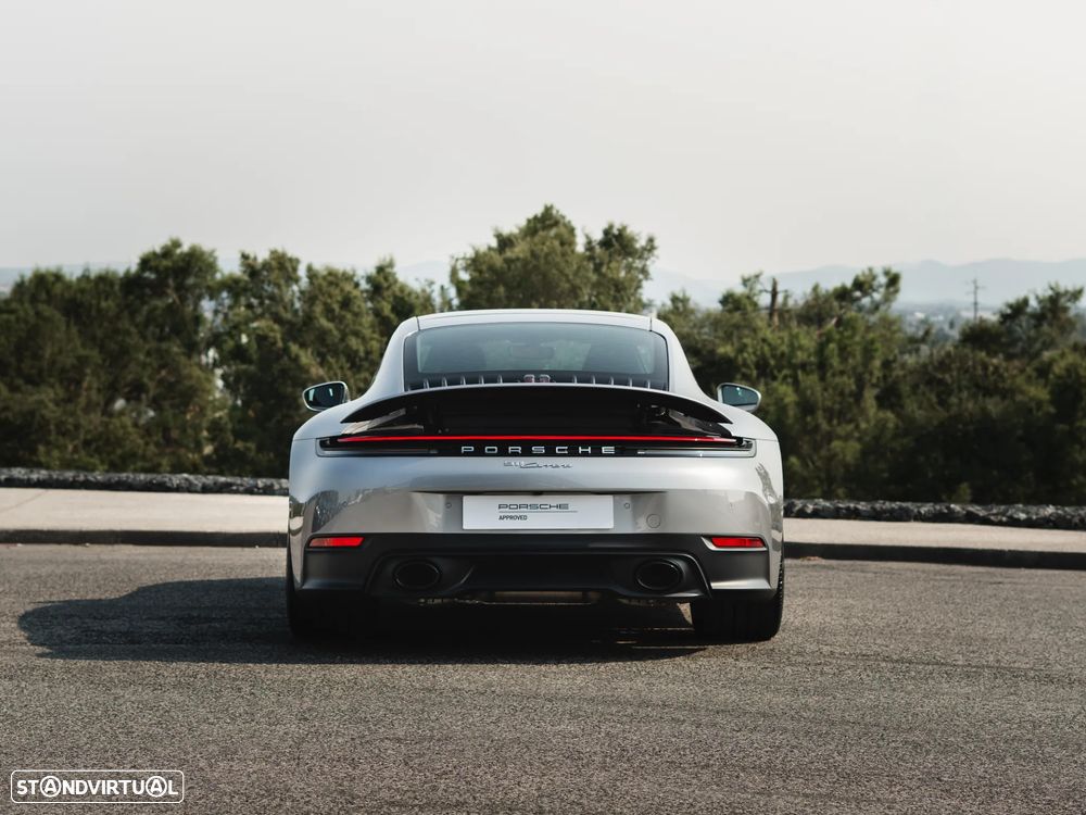 Porsche 911 (992) Carrera - 7