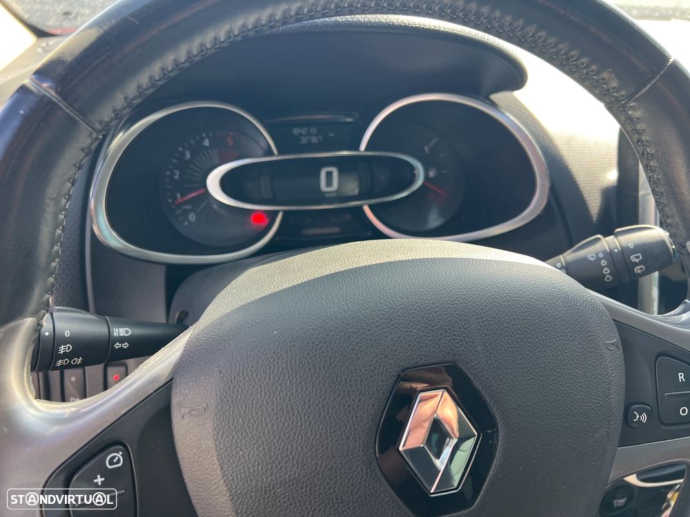 Renault Clio 1.5 dCi Limited C/PM+Pneu - 27