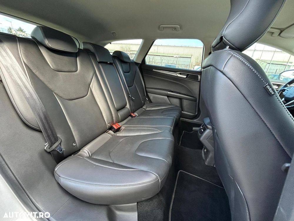 Ford Mondeo 2.0 HEV Titanium - 20
