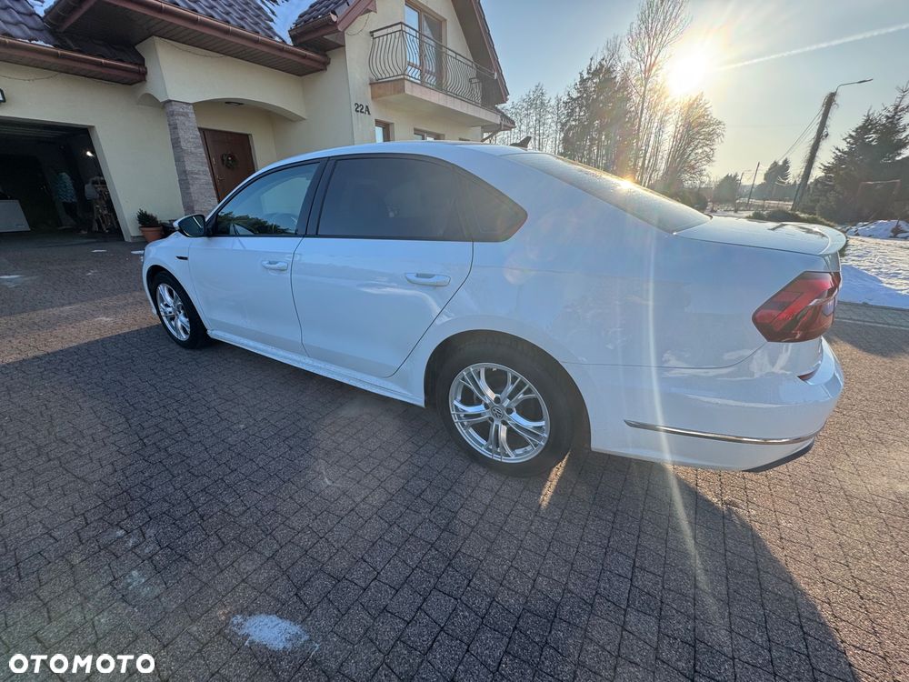Volkswagen Passat - 6