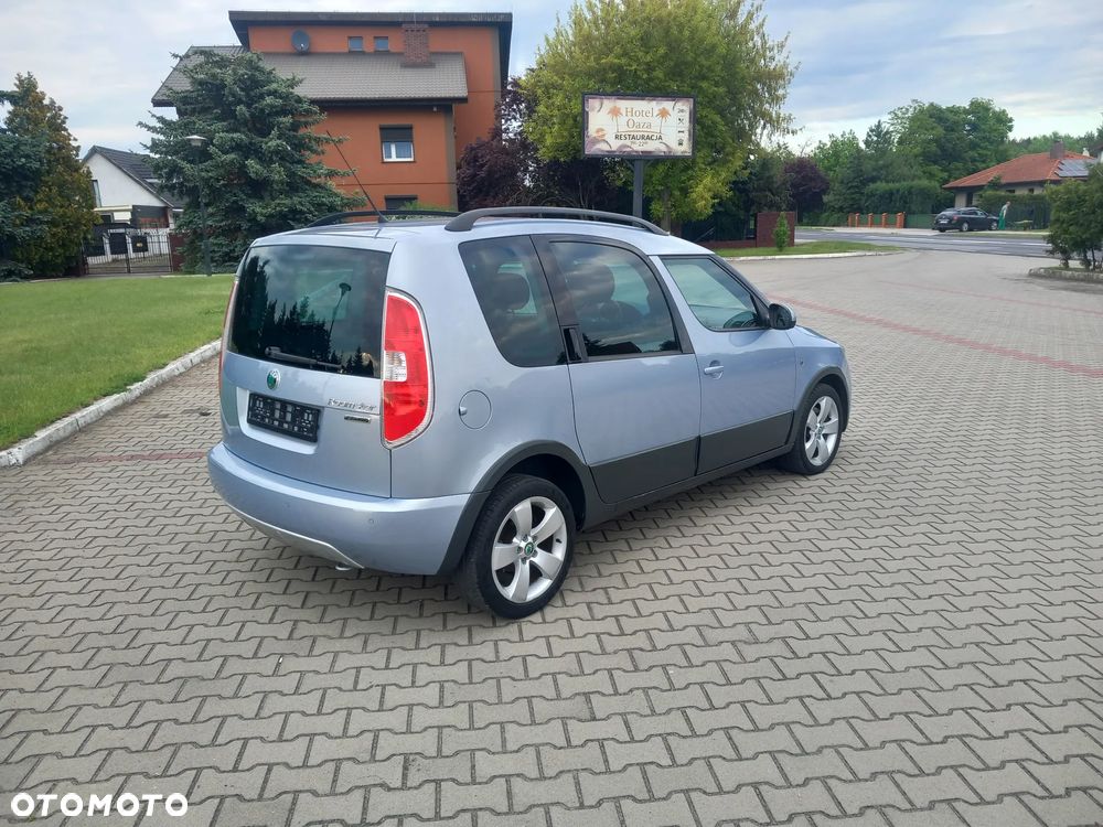 Skoda Roomster 1.6 TDI DPF Scout - 9