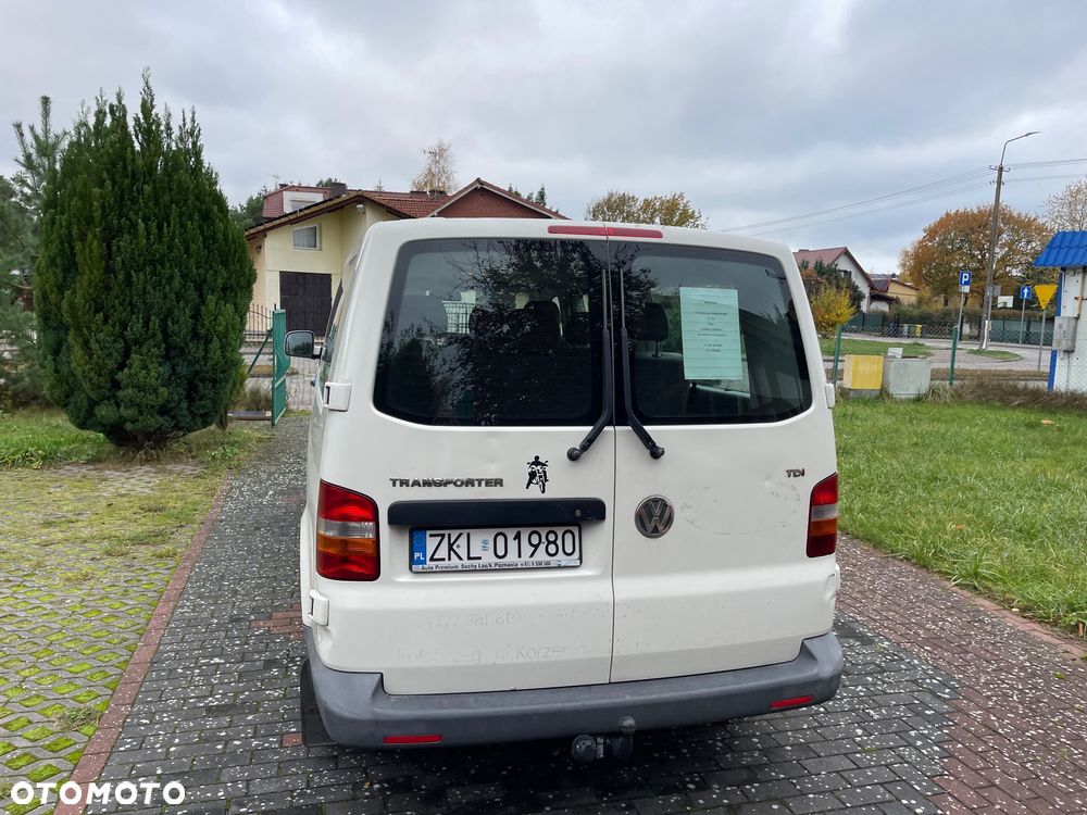 Volkswagen Transporter - 4