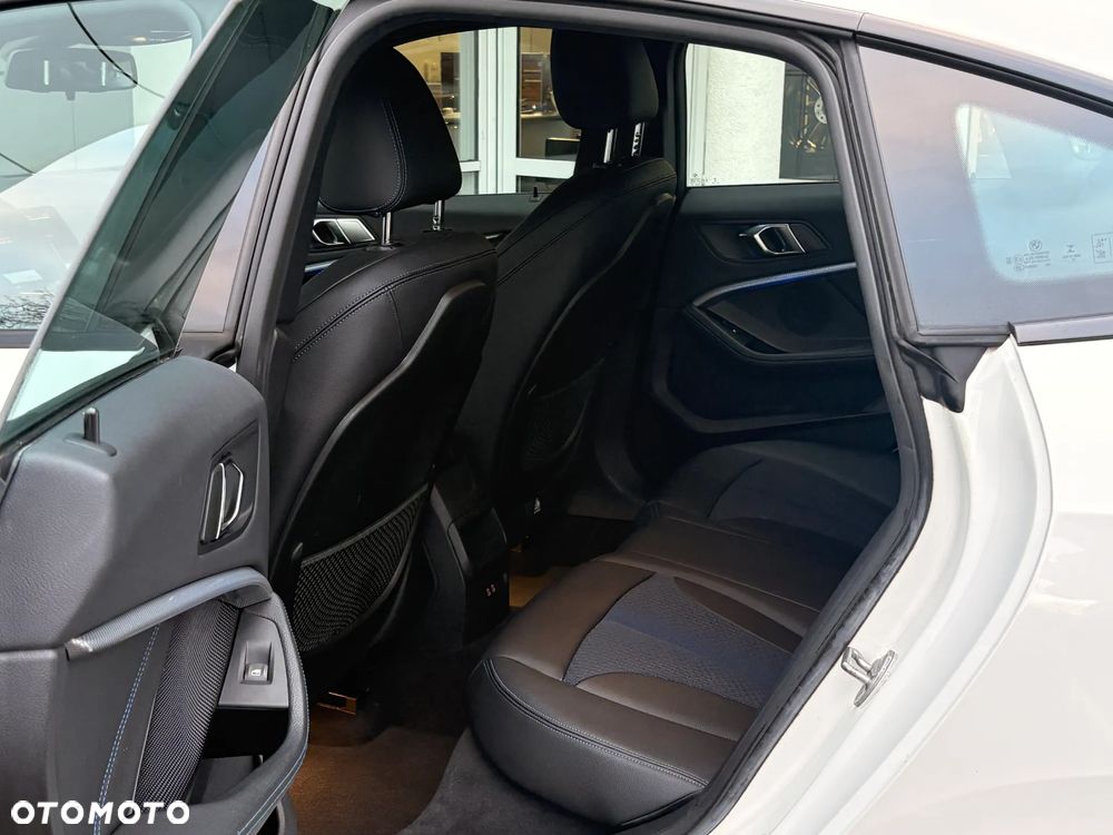 BMW Seria 2 218i M Sport - 13