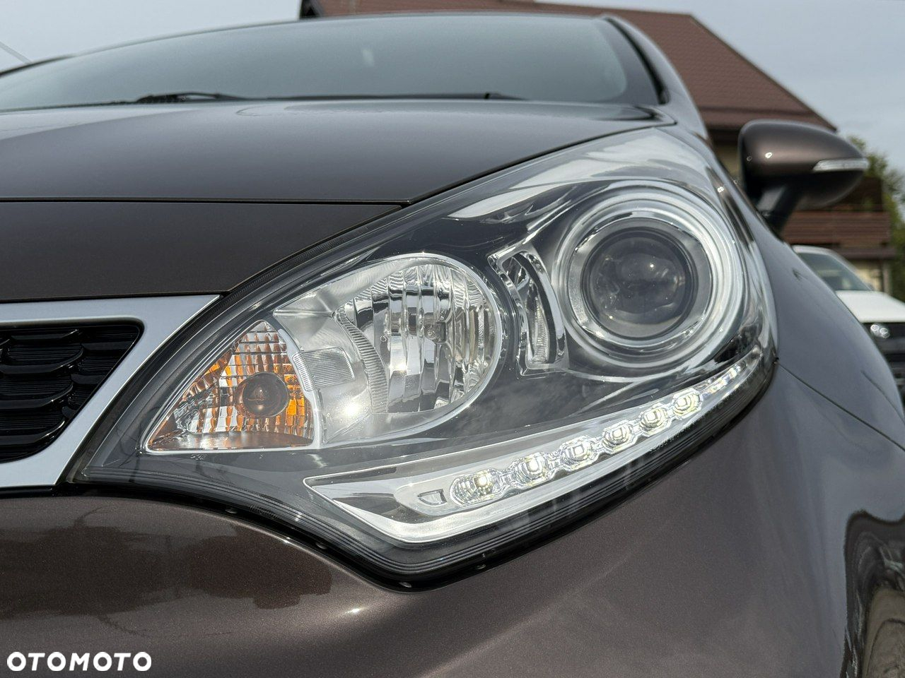 Kia Rio - 14