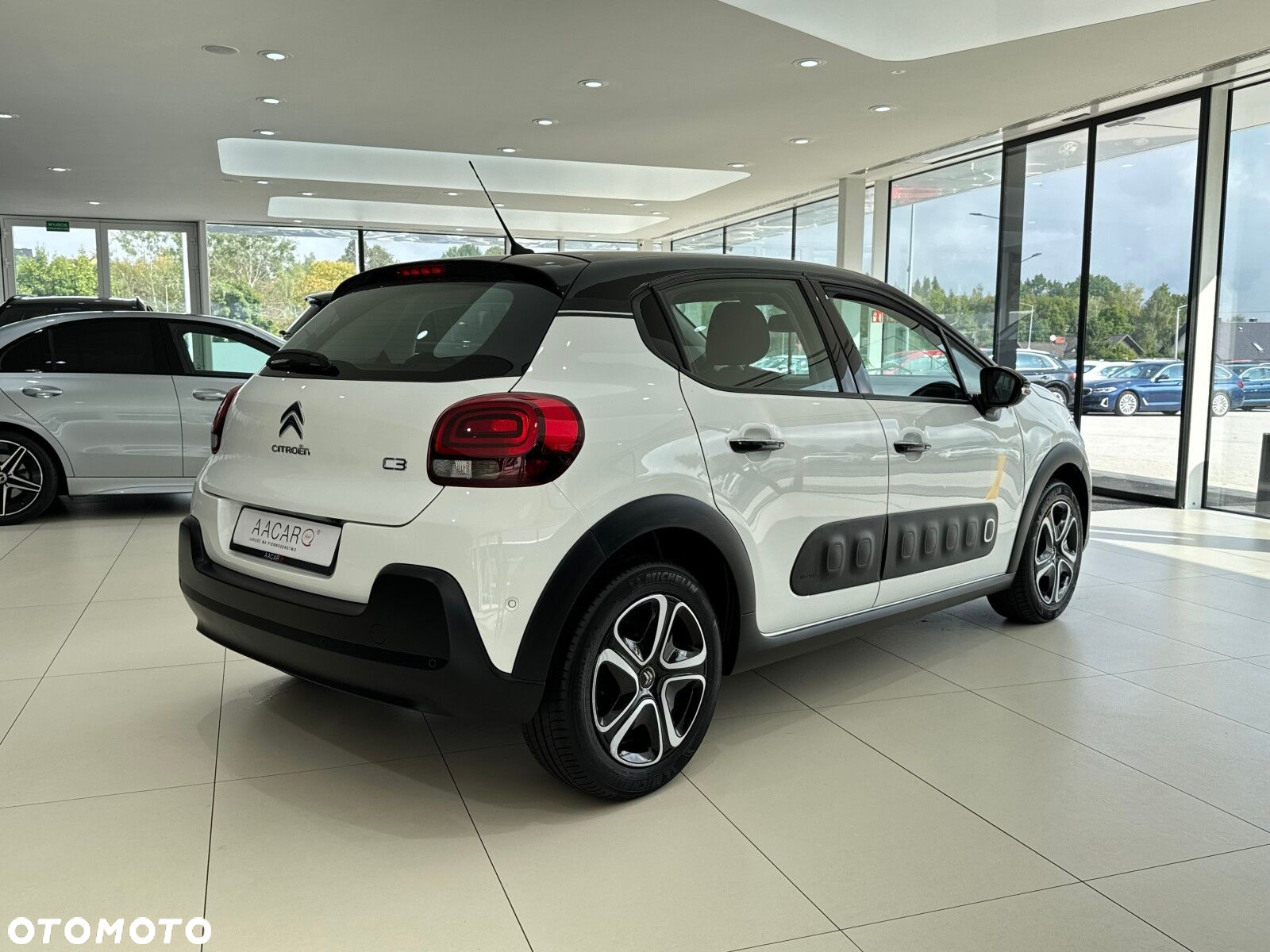Citroën C3 1.2 PureTech Shine - 5