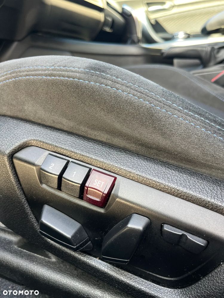 BMW Seria 1 M135i xDrive Sport-Aut - 9