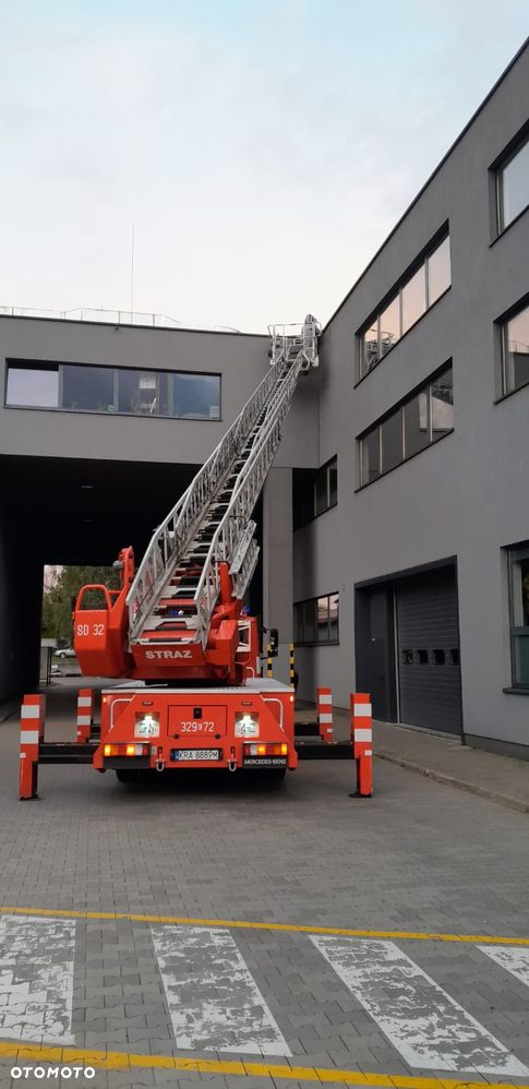 Mercedes-Benz Drabina Straż SD-32, Mercedes 1524 - 4